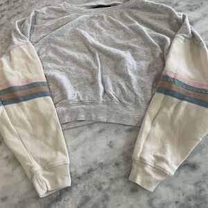 Ocean Drive Cream and Gray Knit Top